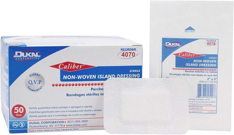 Dukal Island Dressing. Case of 200 Adhesive Dressings 4" x 5" for Wound Protection. Sterile dressings with Non-Adherent Island pad. Single use & Latex